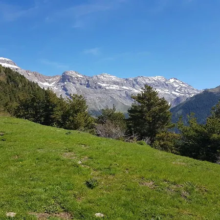 Atico Entre Valle Tena Y Ordesa. Nieve Y Montaña Apartamento